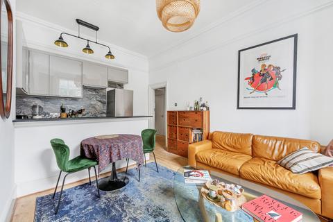 2 bedroom apartment to rent, Fairholme Road, W14