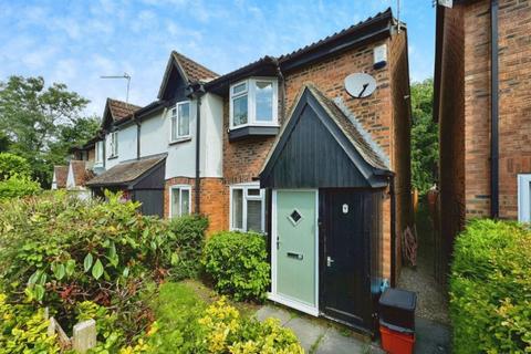 2 bedroom semi-detached house to rent, Maxey Close, Shaw, Swindon, SN5 5SD