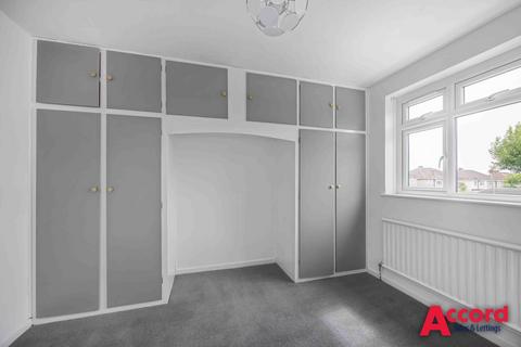 11 Moray Close, Romford, RM1 4YJ
