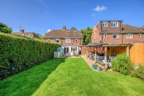 64 Surley Row, Emmer Green, Reading, RG4 8NB