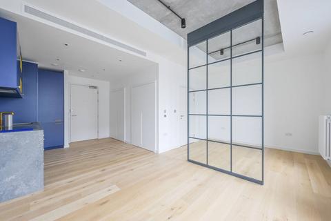 Studio to rent, Goodluck Hope, Canary Wharf, London, E14