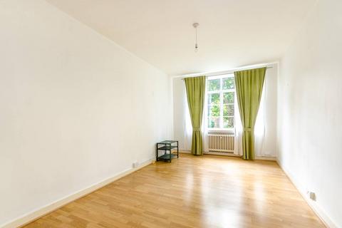 3 bedroom flat for sale, Tarranbrae, Brondesbury Park, London, NW6