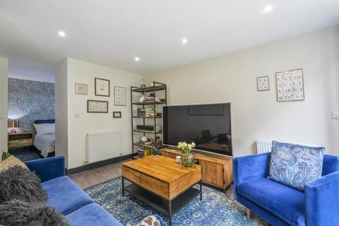 1 bedroom flat for sale, 54 Adriatic Apartments, 20 Western Gateway, London, E16 1BT