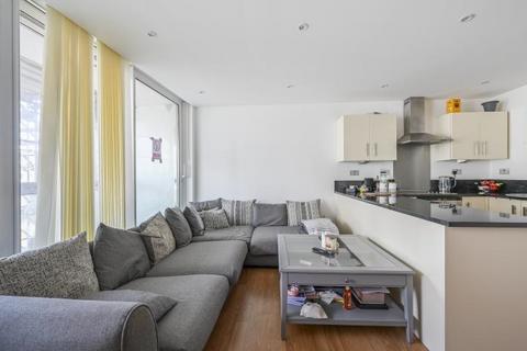 1 bedroom flat for sale, The Mast, Albert Basin Way, London, E16 2QZ