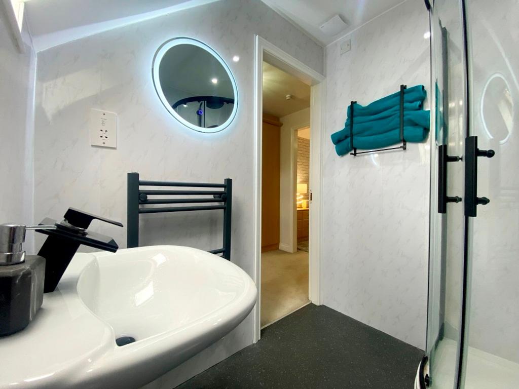 2nd floor ensuite