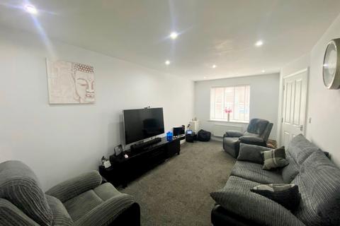 15 Vanguard Close, Bury, BL8 1NF