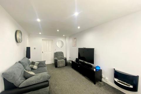 15 Vanguard Close, Bury, BL8 1NF