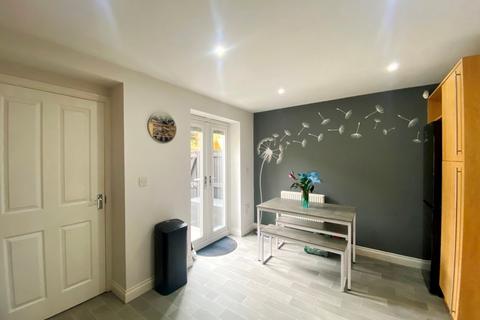 15 Vanguard Close, Bury, BL8 1NF