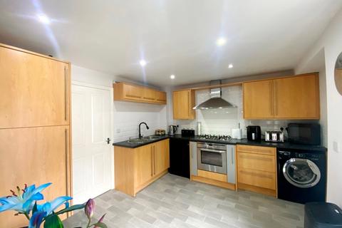 15 Vanguard Close, Bury, BL8 1NF