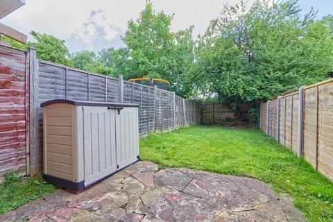 undefined, TWO MILE ASH - 2 bedroom house with garden