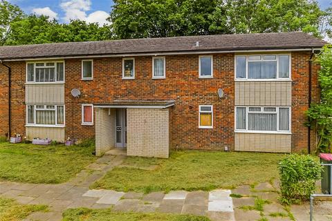 1 bedroom flat for sale, Kestrel Close, Crawley, West Sussex