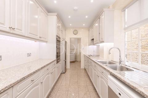3 bedroom apartment for sale, Weymouth Street, London, W1W