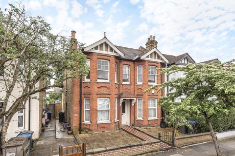 2 bedroom flat for sale, Cromwell Road, Wimbledon