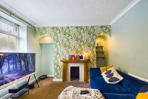 2 Mellor Road, New Mills, High Peak, SK22 4DW