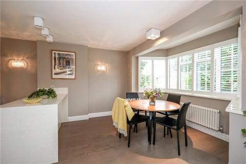 3 bedroom flat for sale, Raymond Road, Wimbledon, SW19