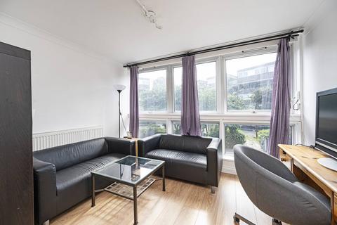 3 bedroom flat to rent, Cyrus Street, Islington, London, EC1V