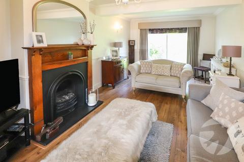 272a Woolwich Road, London, SE2 0DW