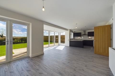 4 bedroom detached house for sale, Driffield Road, Driffield YO25