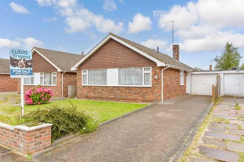 3 bedroom detached bungalow for sale, Cumberland Avenue, Goring-By-Sea, Worthing, West Sussex