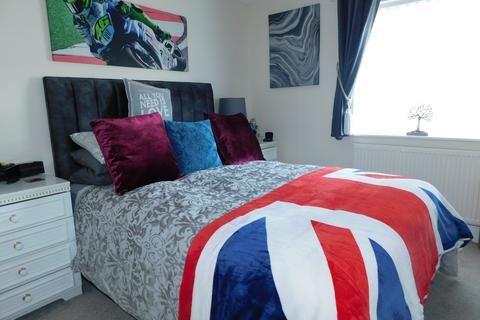 2 bedroom maisonette for sale, Whittington Close, Hythe SO45