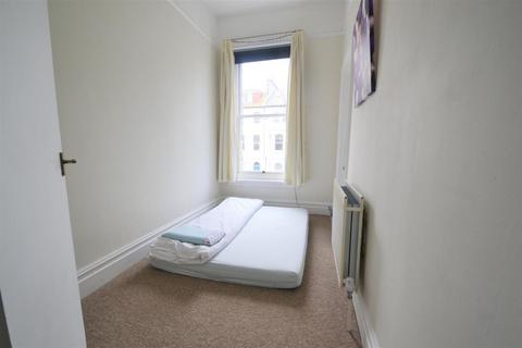 2 bedroom flat to rent, Tisbury Road, Hove, East Sussex, BN3
