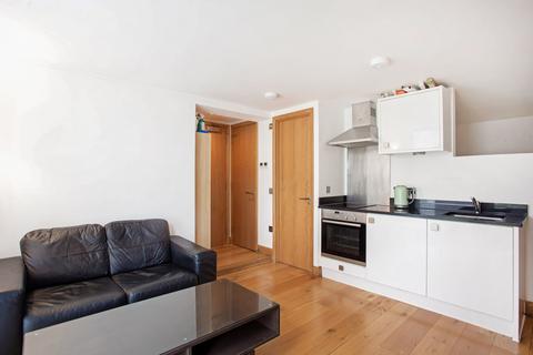 Studio for sale, Rivermead Close, Teddington TW11