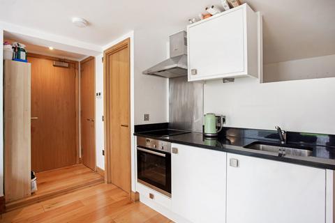 undefined, Rivermead Close, Teddington TW11