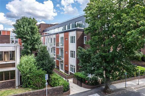 1 bedroom penthouse for sale, Knoll Rise, Orpington, Kent, BR6