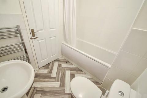 10 Alexandra Glen, Walderslade, Chatham, ME5 9EB