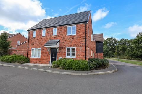 3 bedroom detached house for sale, Rhea Close, Burgess Hill, RH15