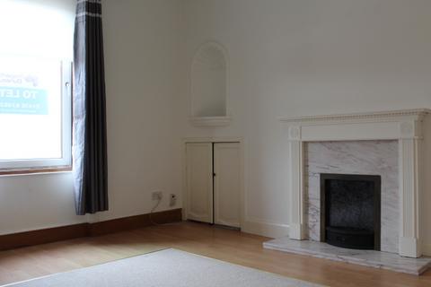 1 bedroom flat to rent, 16 Charles Terrace, Balloch, G83 8LD