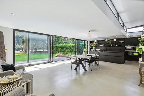 5 bedroom detached house to rent, Church Road, Ham, Richmond, TW10