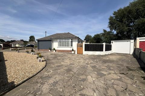 2 bedroom detached bungalow for sale, Hazlebury Road, Creekmoor, Poole, BH17