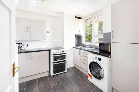 2 bedroom flat for sale, Ratcliffe House, Barnes Street, Limehouse, London, E14