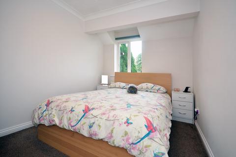 8 Chamberlain Way, Raunds, Wellingborough, NN9 6UE
