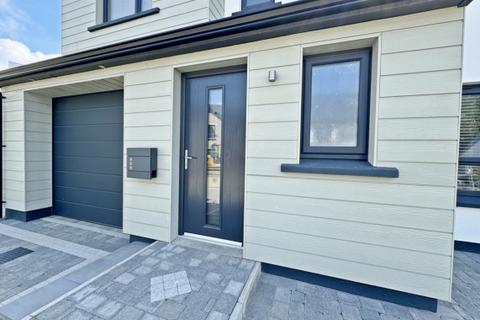 4 bedroom house for sale, River Meadows, Castletown, IM9 1ED