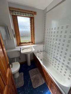 2 bedroom flat to rent, Craigton Avenue, South Kessock, Inverness, IV3