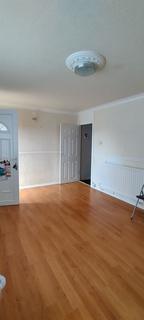 3 bedroom end of terrace house to rent, Elmhurst Gardens, HEMLINGTON TS8