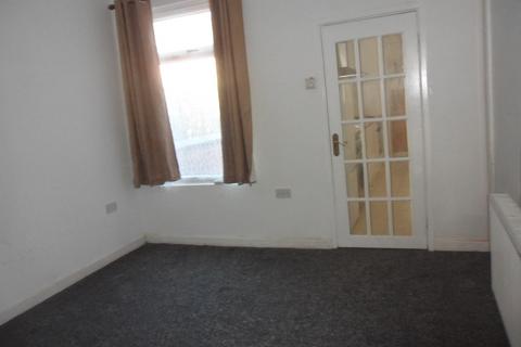 3 bedroom terraced house to rent, Harley Street, Stoke CV2