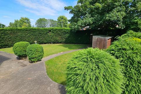 3 bedroom semi-detached house for sale, Forest Road, Mansfield, NG18