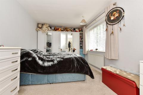 51 Ryecroft, Harlow, CM19 4BG