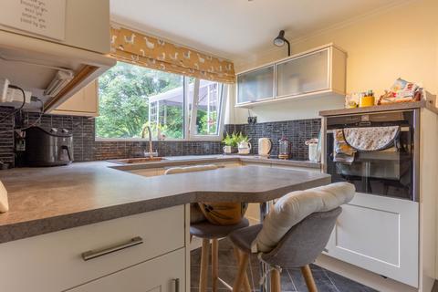 3 bedroom detached house for sale, 31 Valley Drive, Kendal