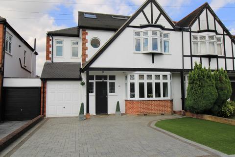 5 bedroom semi-detached house for sale, Maple Avenue, Upminster RM14