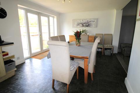 41 Maple Avenue, Upminster, RM14 2LF