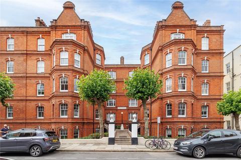 3 bedroom apartment for sale, Queen's Club Gardens, London, W14