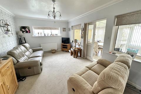 4 bedroom detached house for sale, Ferndown