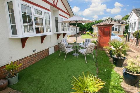 2 bedroom park home for sale, Kaysland Park, West Kingsdown, Sevenoaks, Kent
