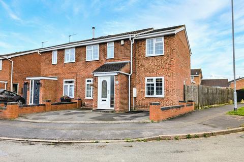 4 bedroom semi-detached house for sale, Cottage Farm Road, Dosthill, B77