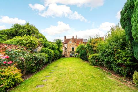 5 bedroom terraced house for sale, High Street, Stony Stratford, Milton Keynes, Buckinghamshire, MK11