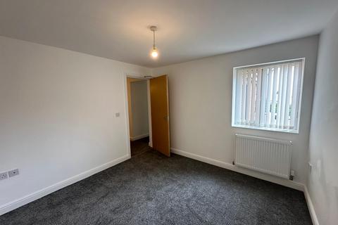 2 bedroom flat to rent, Moss Lane, Bootle L20